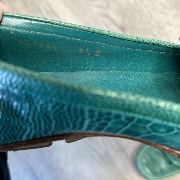GUCCI crocodile leather slip on driving shoes with rubber soles teal 6 1/2 - Picture 9 of 13